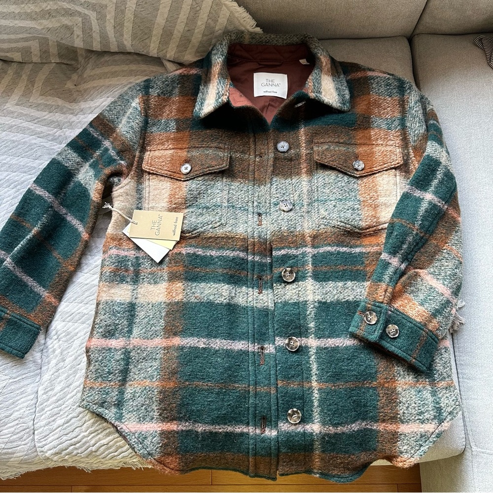 Aritzia 'Ganna' Wool Shirt Jacket NWT medium